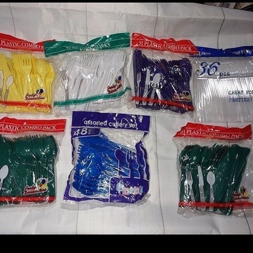 PLASTIC UTENSILS-ASSORTED COLORS-LOT-/BUNDLE-NEW